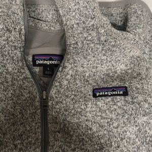Women’s grey Patagonia better sweater quarter zip